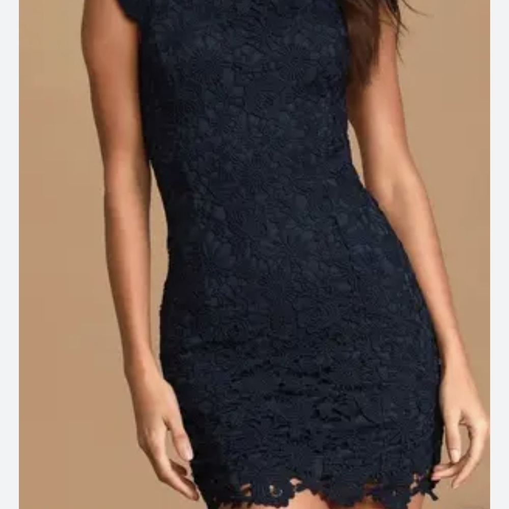 LULUS...Elegant Navy Lace mini Dress..SIZE:M - Picture 3 of 15